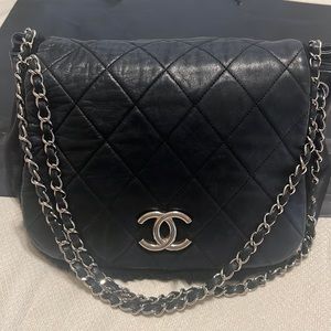 Chang black lamb skin bag